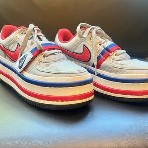 Women’s (Rare) NIKE VANDAL 2K Shoes